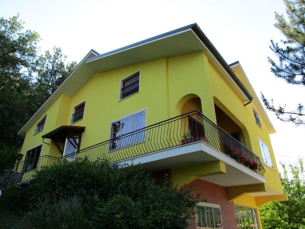 Casa Balducci Bed&Breakfast Mercatello sul Metauro Dış mekan fotoğraf